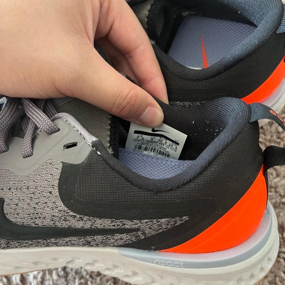 Nike React Shoes - Picture 3 of 5